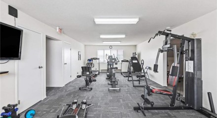 Residential - Condo/Apartment - Abbotsford, Canada - Canada