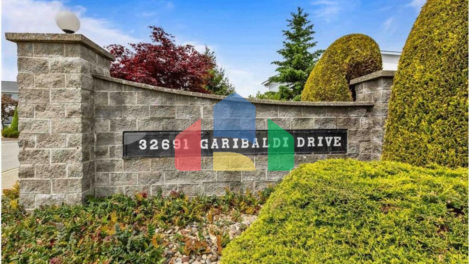 Residential - Condo/Apartment - Abbotsford, Canada - Canada