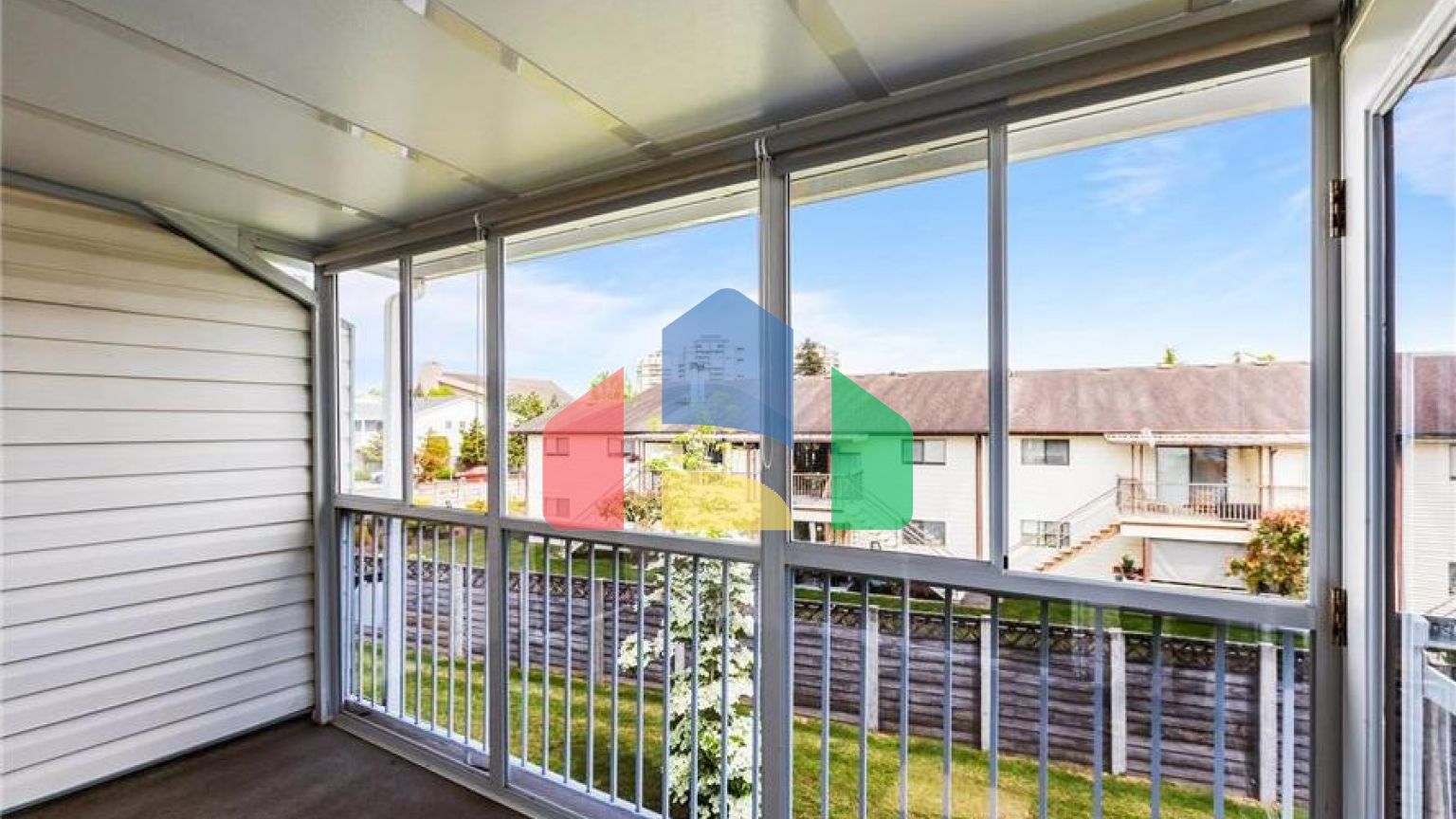 Residential - Condo/Apartment - Abbotsford, Canada - Canada