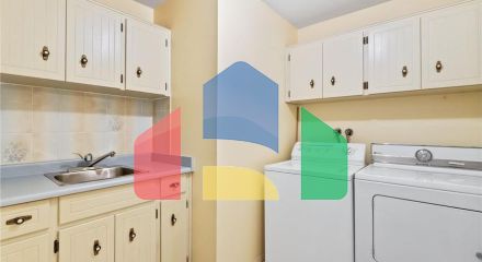 Residential - Condo/Apartment - Abbotsford, Canada - Canada