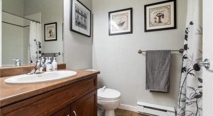 Residential - Condo/Apartment - Abbotsford, Canada - Canada