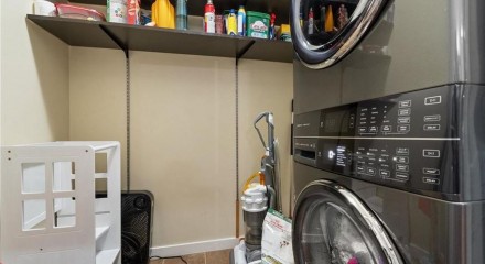 Residential - Condo/Apartment - Abbotsford, Canada - Canada