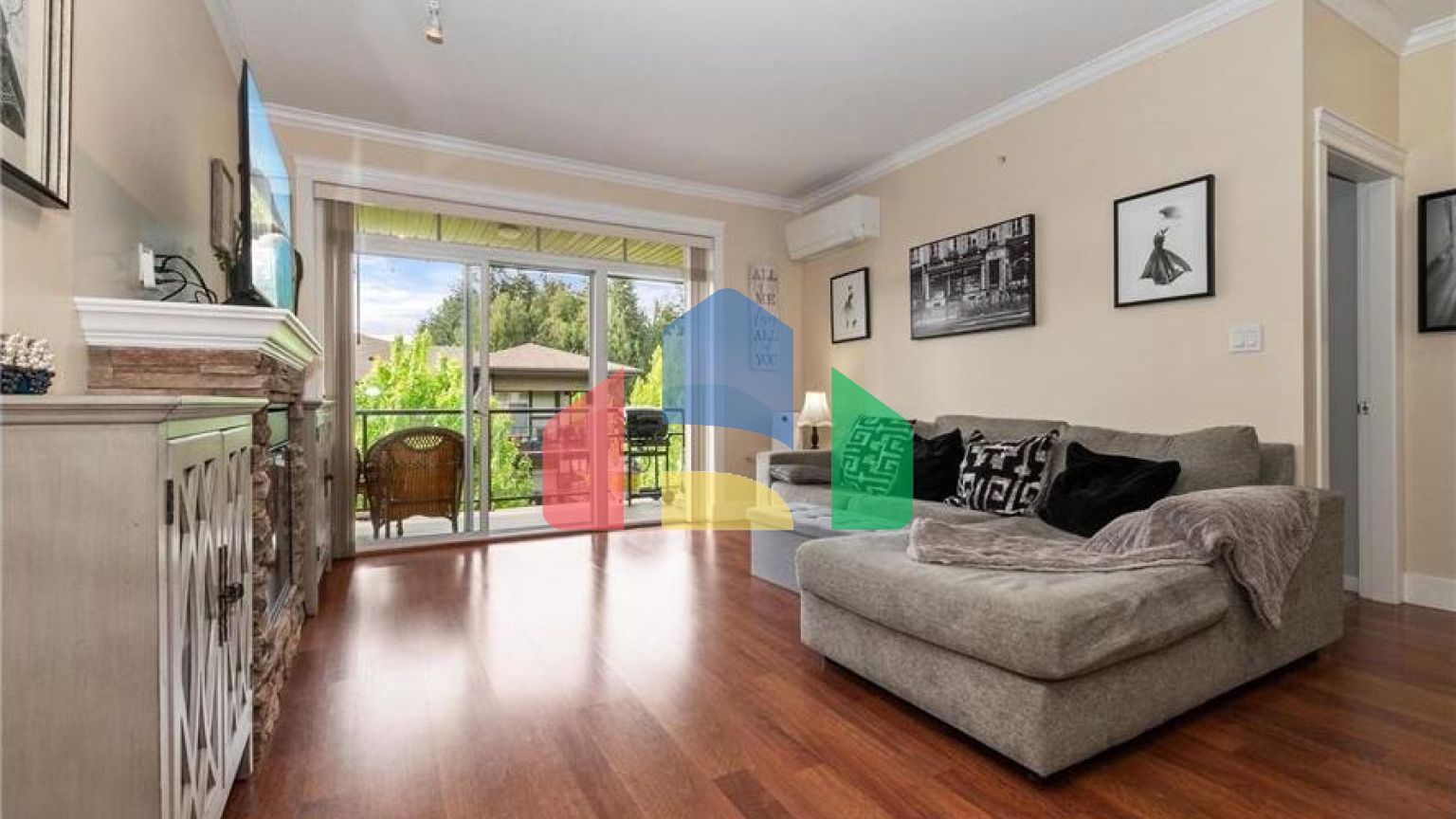 Residential - Condo/Apartment - Abbotsford, Canada - Canada