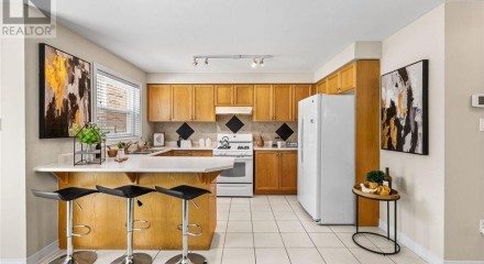 Residential - Single Family Home - Ajax, Canada - Canada