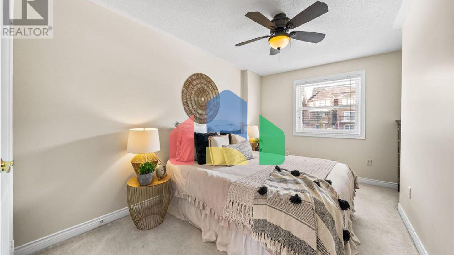 Residential - Single Family Home - Ajax, Canada - Canada