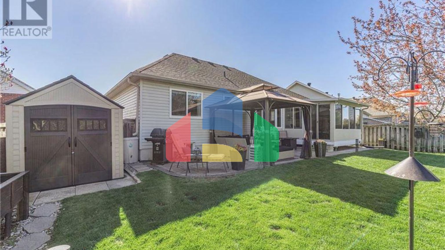 Residential - Single Family Home - Barrie, Canada - Canada