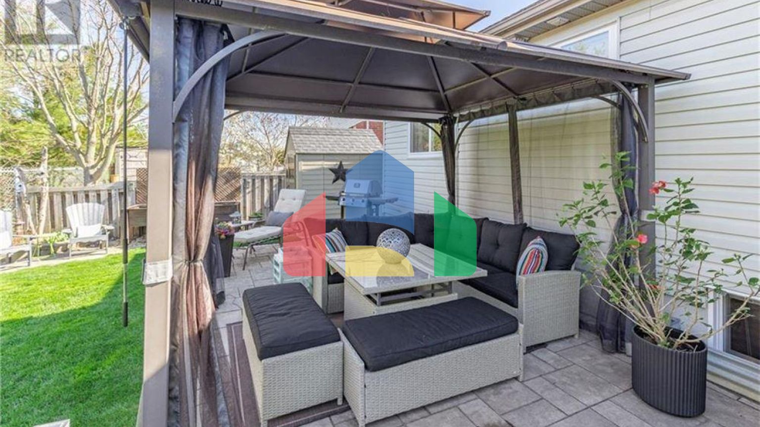 Residential - Single Family Home - Barrie, Canada - Canada