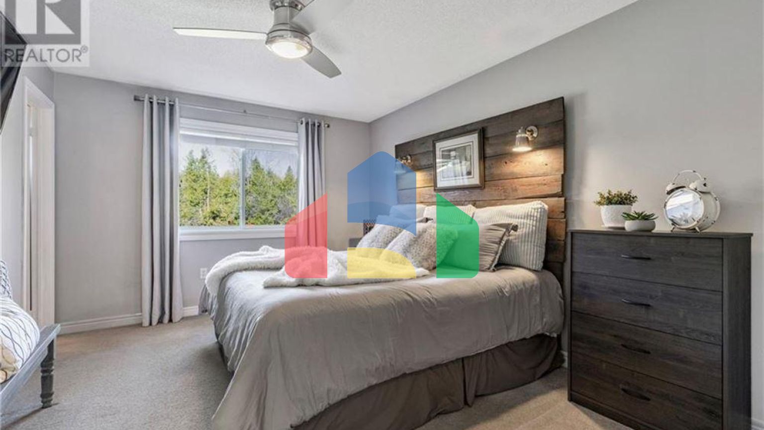 Residential - Single Family Home - Barrie, Canada - Canada