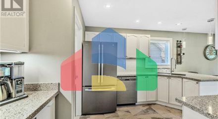 Residential - Single Family Home - Barrie, Canada - Canada