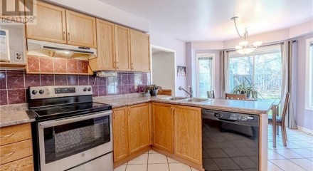 Residential - Single Family Home - Barrie, Canada - Canada
