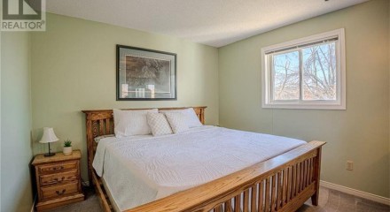 Residential - Single Family Home - Barrie, Canada - Canada