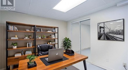 Residential - Single Family Home - Barrie, Canada - Canada