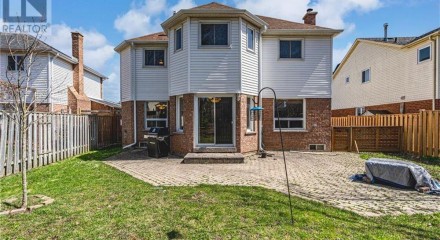 Residential - Single Family Home - Barrie, Canada - Canada