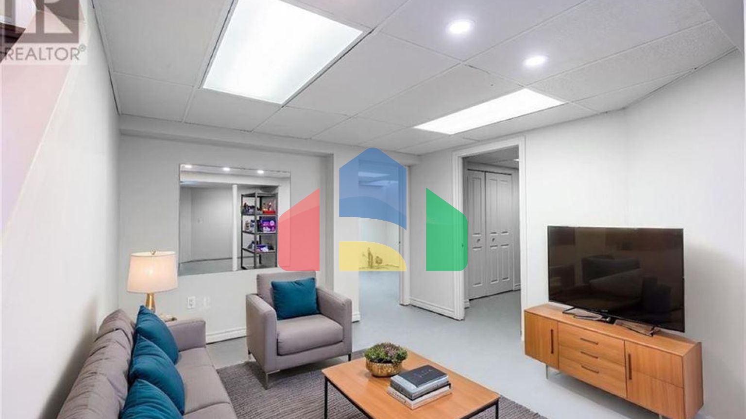 Residential - Single Family Home - Barrie, Canada - Canada