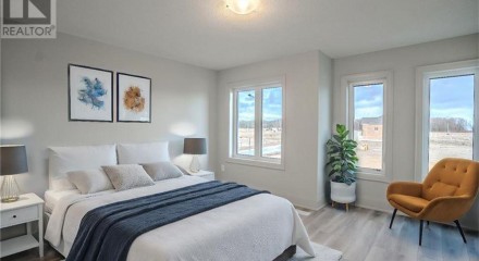 Residential - Single Family Home - Barrie, Canada - Canada