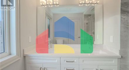 Residential - Single Family Home - Barrie, Canada - Canada