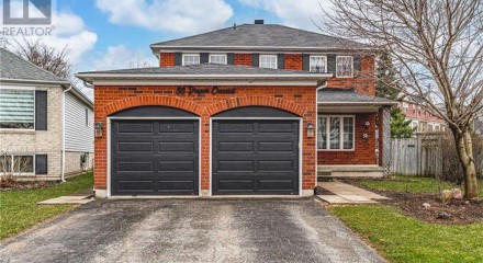Residential - Single Family Home - Barrie, Canada - Canada