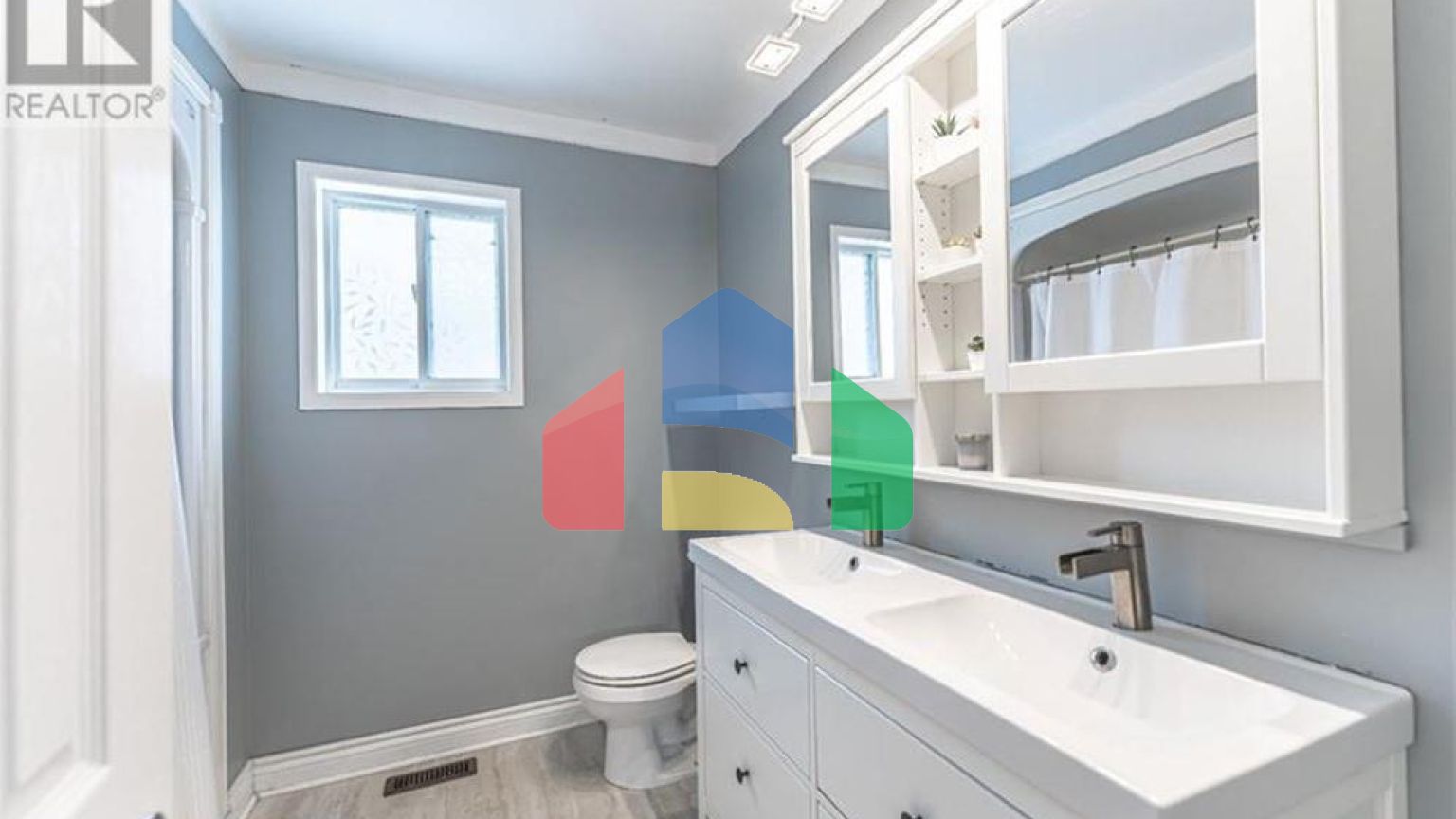 Residential - Single Family Home - Barrie, Canada - Canada