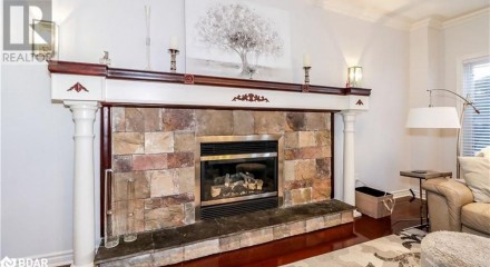 Residential - Single Family Home - Barrie, Canada - Canada