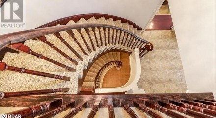 Residential - Single Family Home - Barrie, Canada - Canada