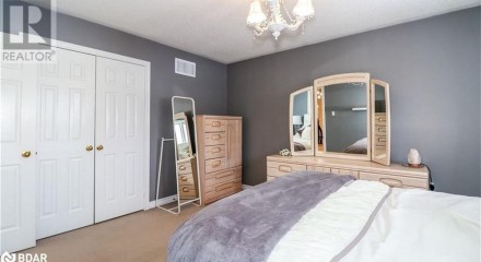 Residential - Single Family Home - Barrie, Canada - Canada