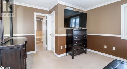 Residential - Single Family Home - Barrie, Canada - Canada