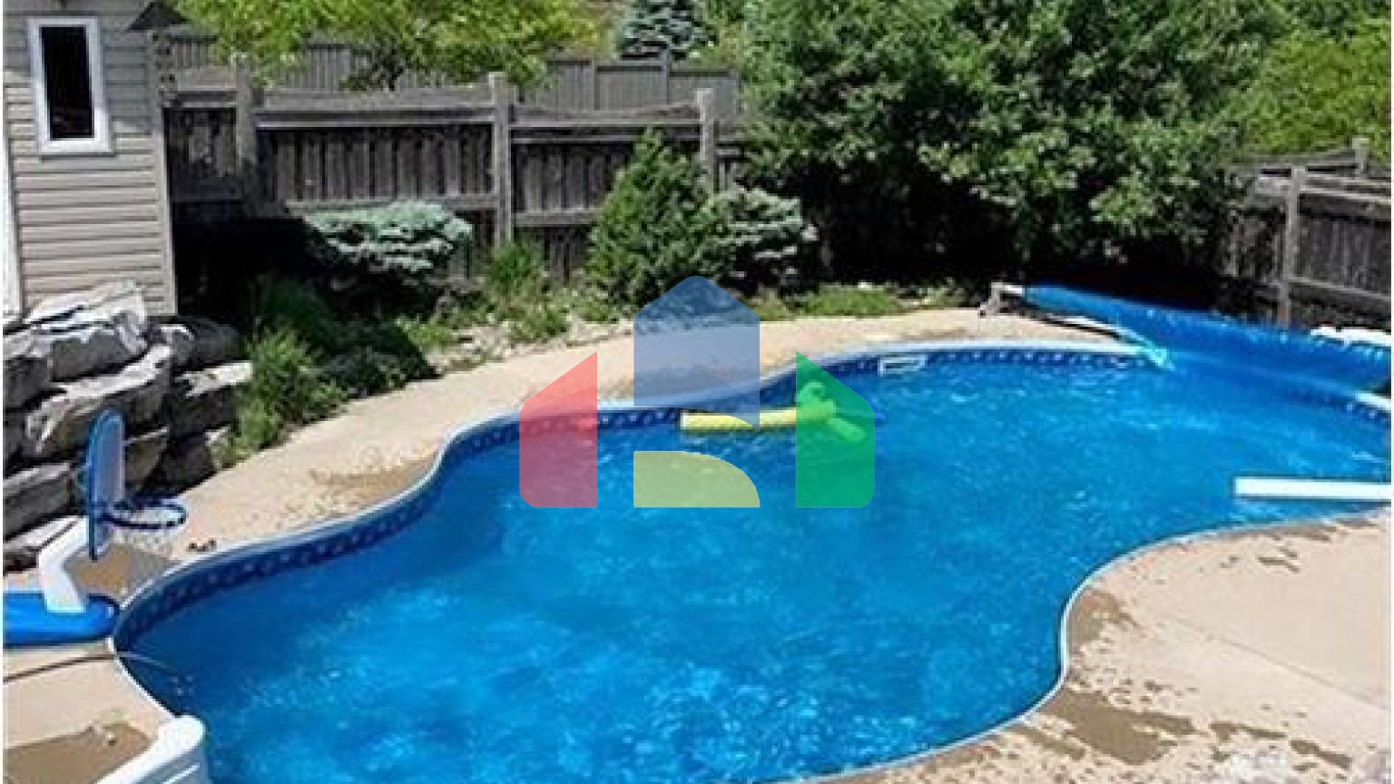 Residential - Single Family Home - Barrie, Canada - Canada