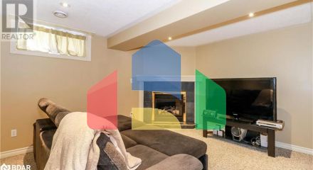 Residential - Single Family Home - Barrie, Canada - Canada