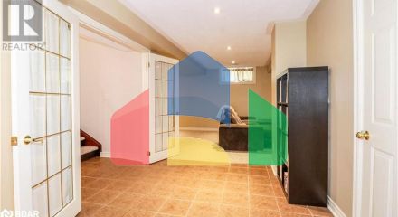 Residential - Single Family Home - Barrie, Canada - Canada