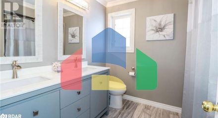 Residential - Single Family Home - Barrie, Canada - Canada