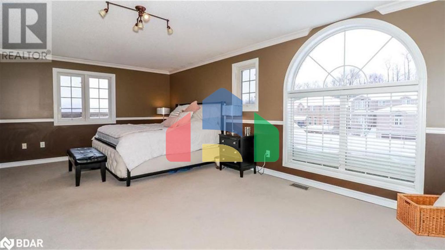 Residential - Single Family Home - Barrie, Canada - Canada