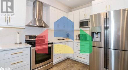 Residential - Single Family Home - Barrie, Canada - Canada