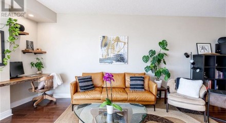 Residential - Condo/Apartment - Barrie, Canada - Canada