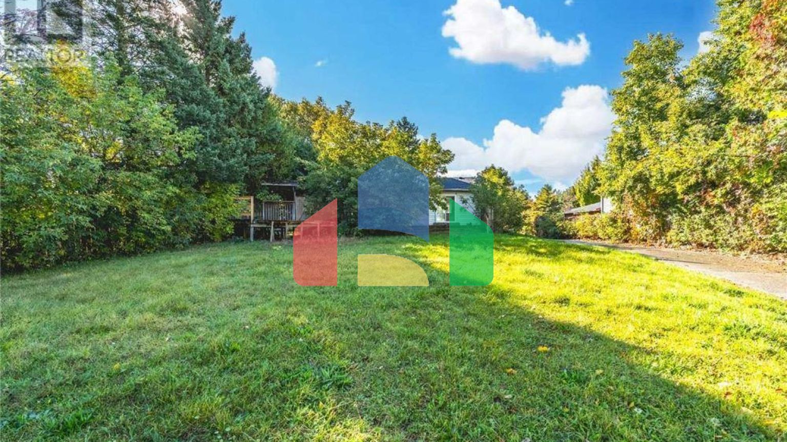 Residential - Single Family Home - Barrie, Canada - Canada