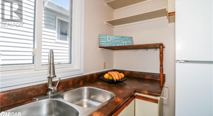 Residential - Single Family Home - Barrie, Canada - Canada
