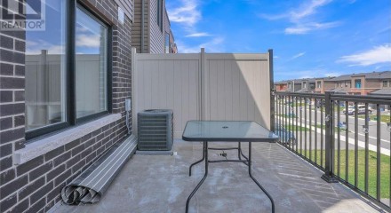 Residential - Single Family Home - Barrie, Canada - Canada