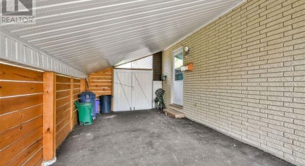 Residential - Single Family Home - Barrie, Canada - Canada