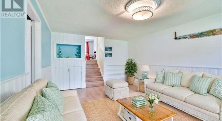 Residential - Single Family Home - Barrie, Canada - Canada