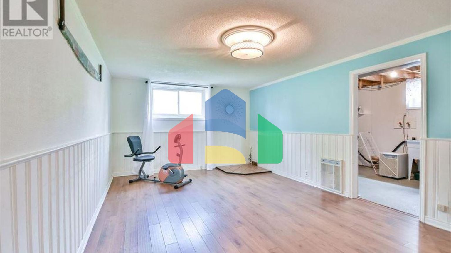 Residential - Single Family Home - Barrie, Canada - Canada