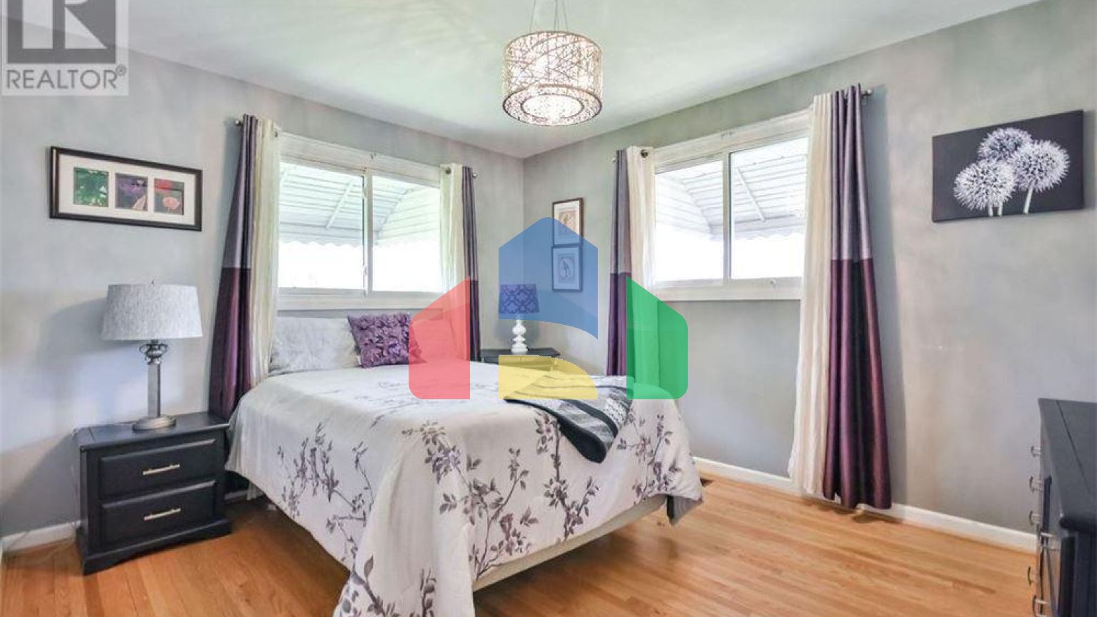 Residential - Single Family Home - Barrie, Canada - Canada