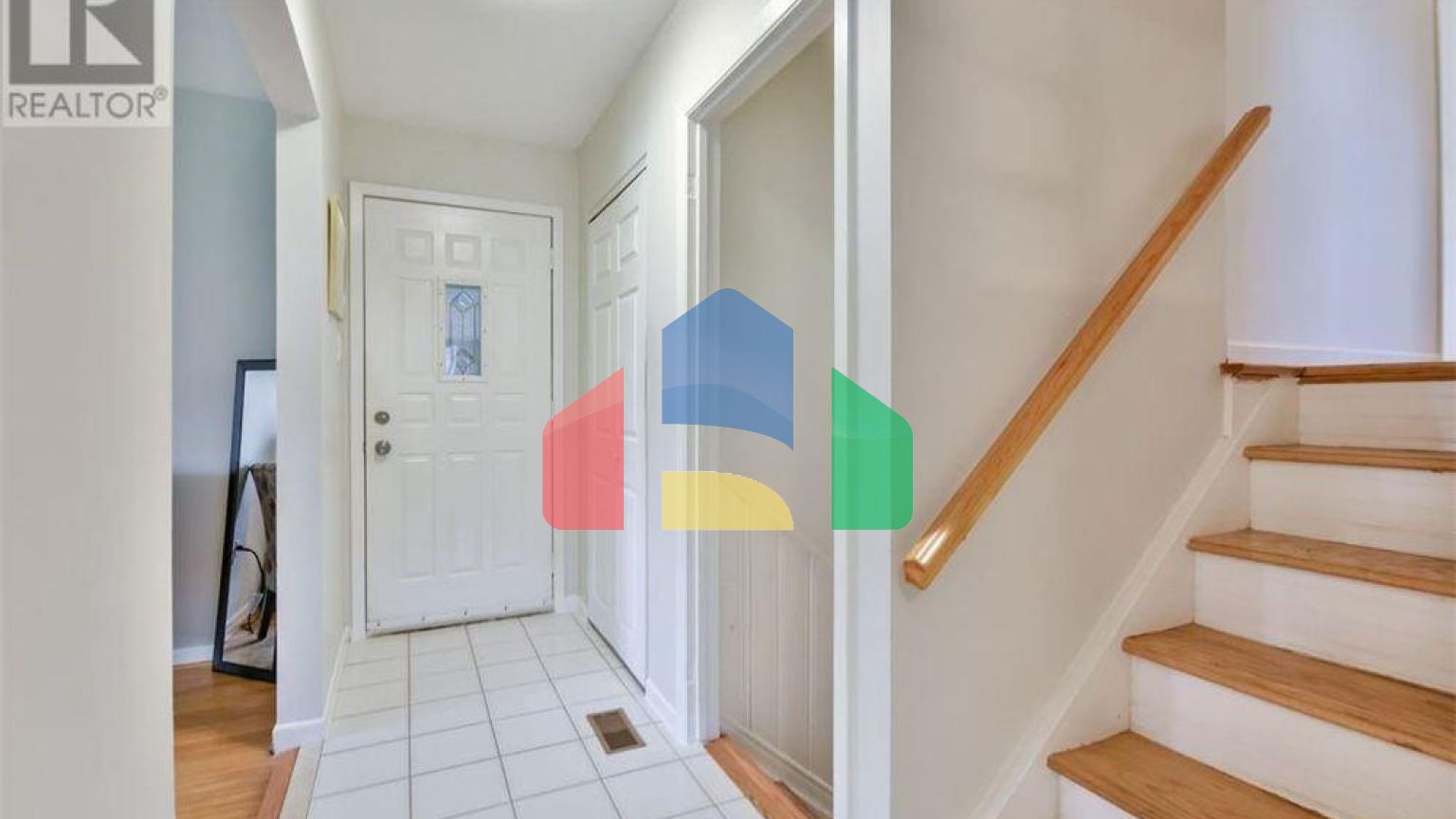 Residential - Single Family Home - Barrie, Canada - Canada