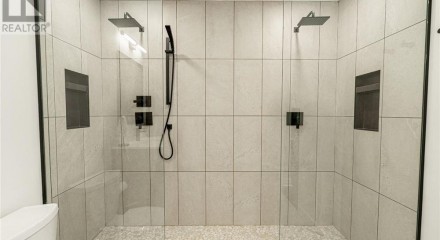 Residential - Condo/Apartment - Barrie, Canada - Canada