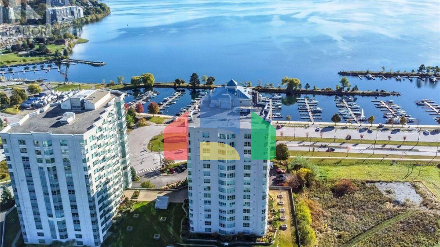 Residential - Condo/Apartment - Barrie, Canada - Canada