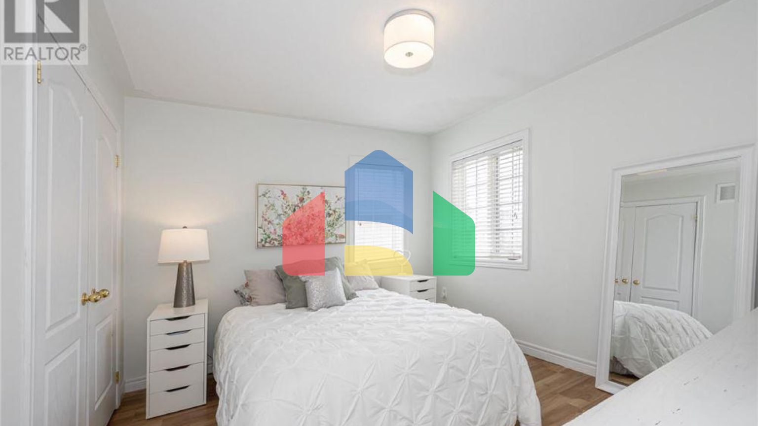 Residential - Single Family Home - Barrie, Canada - Canada