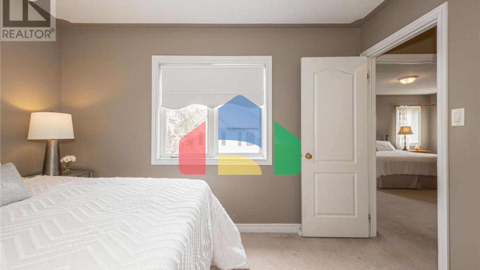 Residential - Single Family Home - Barrie, Canada - Canada