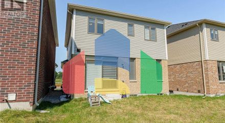 Residential - Single Family Home - Barrie, Canada - Canada