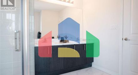 Residential - Single Family Home - Barrie, Canada - Canada