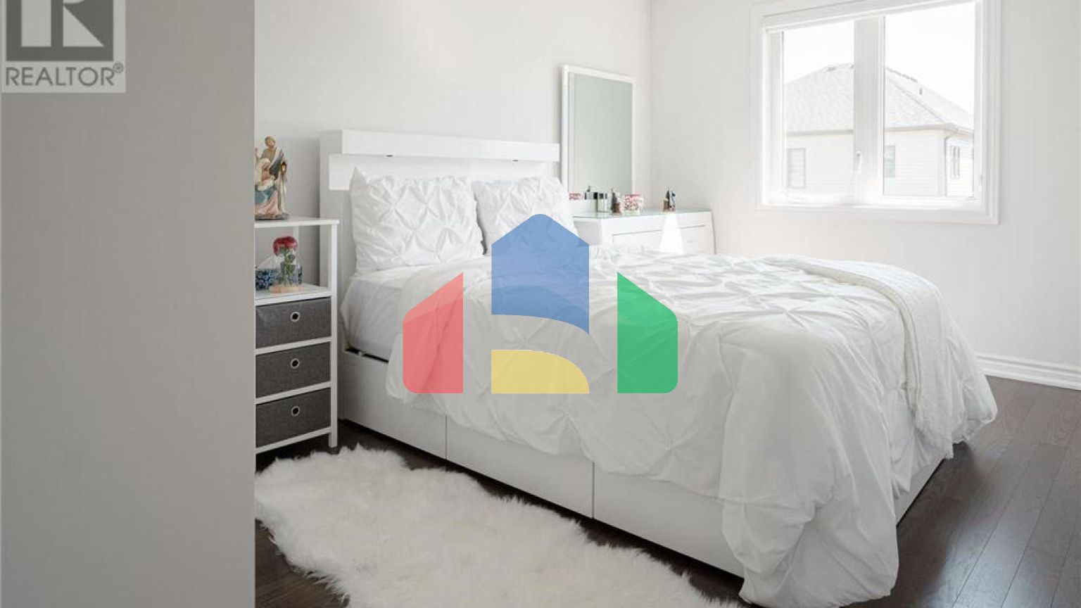 Residential - Single Family Home - Barrie, Canada - Canada