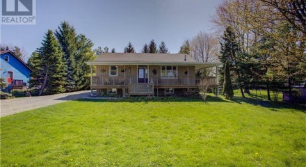 Residential - Single Family Home - Bayfield, Canada - Canada