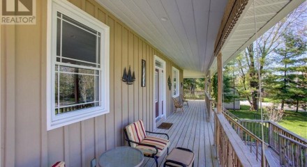 Residential - Single Family Home - Bayfield, Canada - Canada